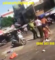 Nghệ An: Xôn xao clip bảo vệ chợ Vinh xô xát với một nam thanh niên